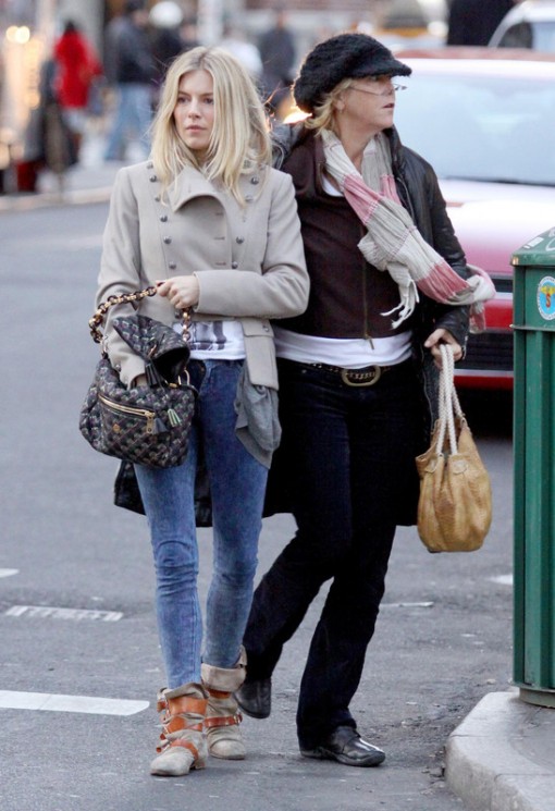 SIENNA MILLER - PGrg68 SIENNA MILLER - PGrg68