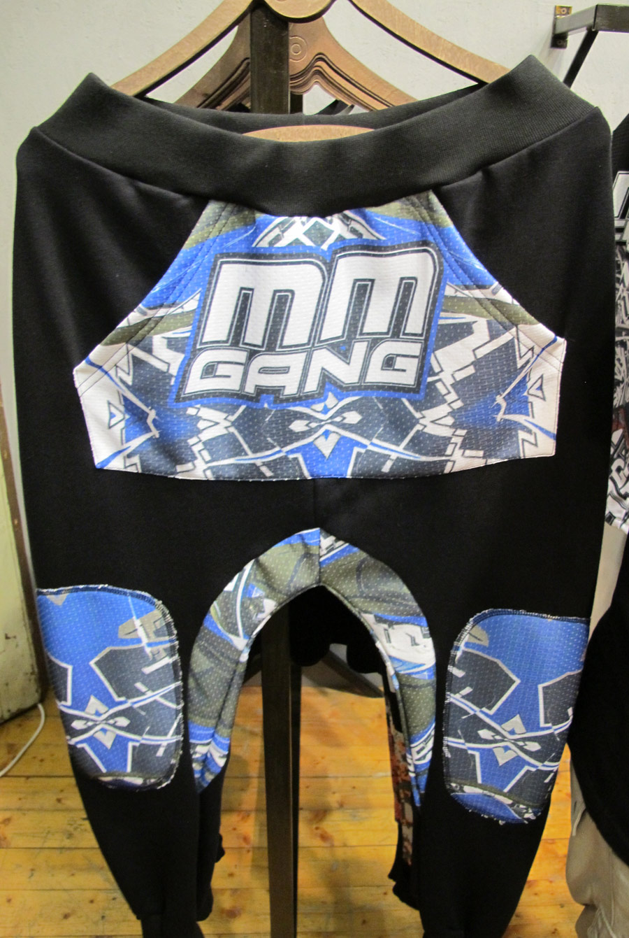 minimarket-pitti-motocross-1