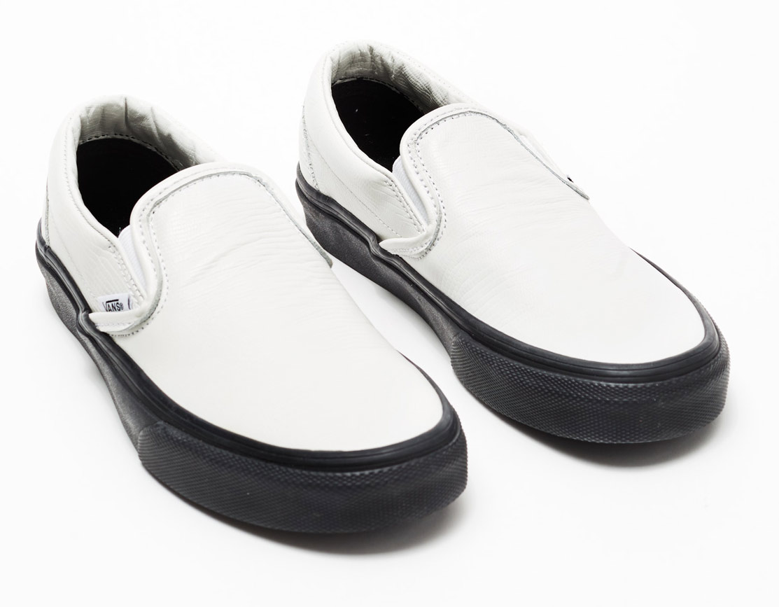 opening-ceremony-vans-slip-on-wait-12