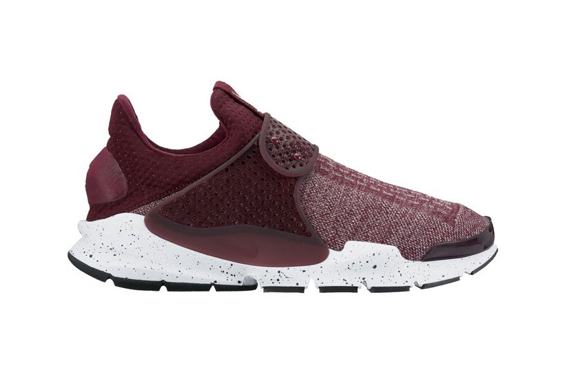 nike-sock-dart-maroon-2