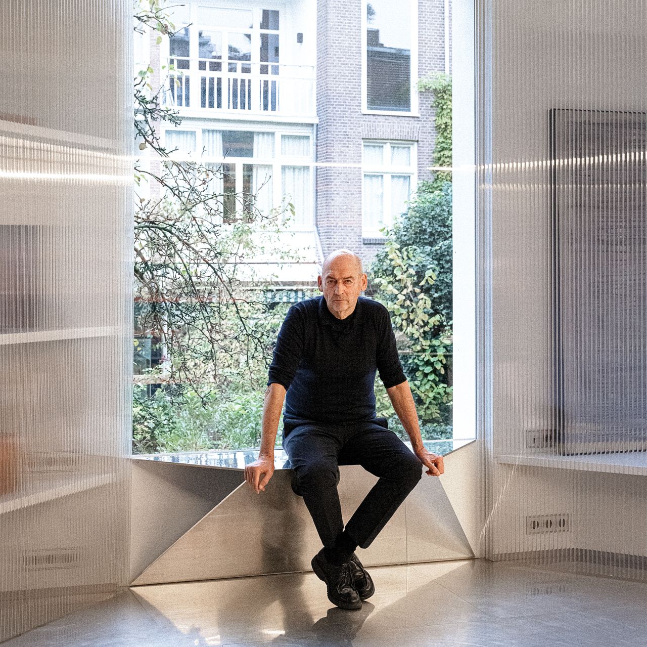 Rem Koolhaas: who lives behind and gives life to the Miuccia Prada fashion  shows outside